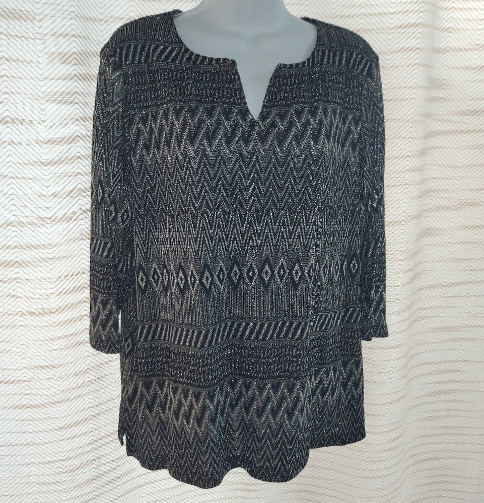 CHICO'S black and silver metallic top
